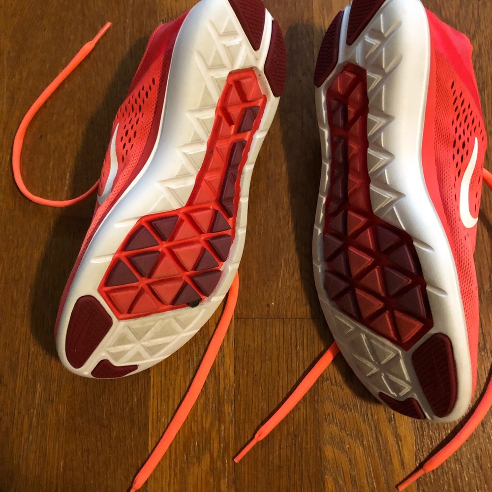 Woman’s Nike Sneakers